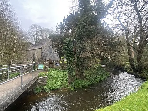 ilston: a community and small village in the City and County of Swansea, Wales (OS grid ref SS5590)
