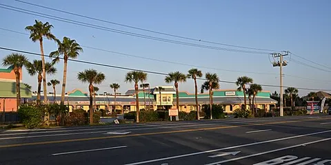 indialantic: a town in Brevard County, Florida, United States