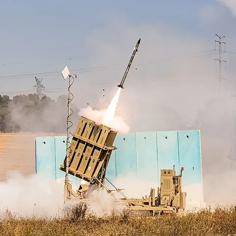 iron dome: an Israeli defense system against short-range rockets