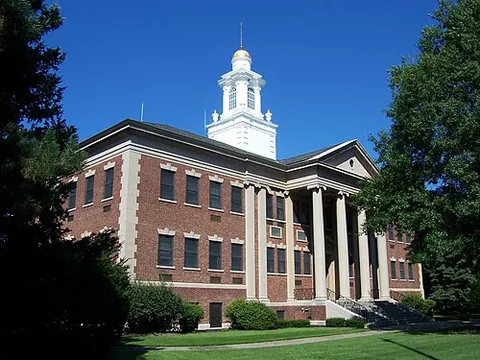 irondequoit: a town in Monroe County, New York, United States