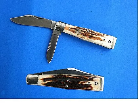jack-knife: a compact folding knife