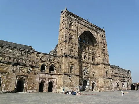 jaunpur: a city in Jaunpur district, Uttar Pradesh, India