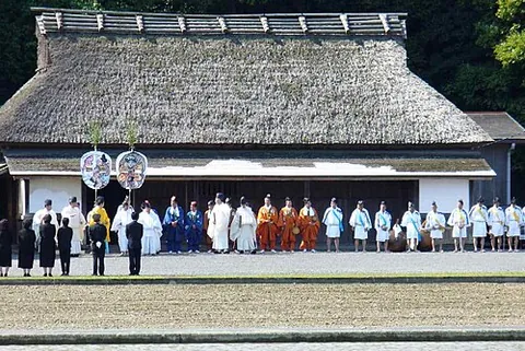 jinja: a Shinto place of worship