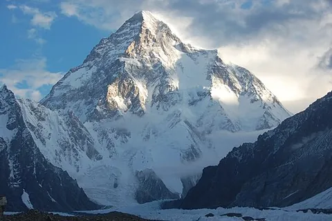 k2: a mountain on the border between Pakistan and Taxkorgan, Kashgar prefecture, Xinjiang, China, the...