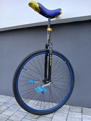 kangaroo unicycle: a unicycle whose crank arms both face the same direction, thus pedalled in a manner resembling the...