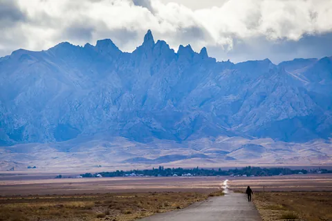 karatau: a mountain range in Kazakhstan, the westernmost extension of the Tian Shan