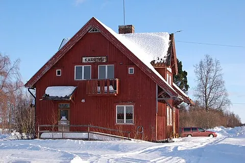 karungi: a village in Haparanda municipality, Norrbotten county, Sweden, on the border with Finland