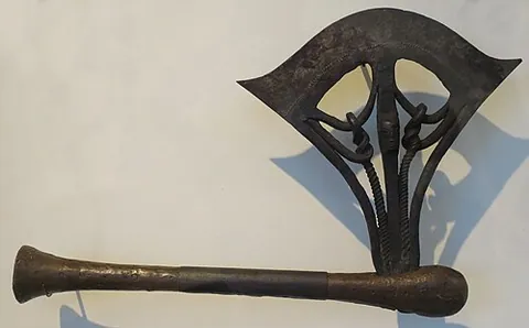 kasuyu: a traditional axe-like weapon from the Democratic Republic of the Congo