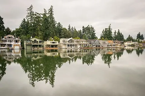 lake oswego: a city mostly in Clackamas County, Oregon, United States; the lake of the same name is entirely...