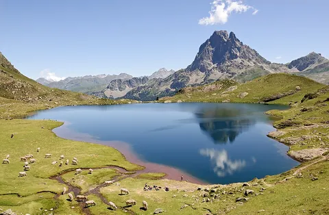 lake: a large, landlocked stretch of water or similar liquid