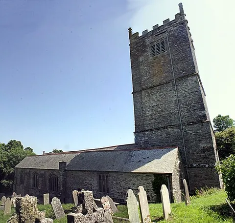 lanteglos: a civil parish (served by Lanteglos by Fowey Parish Council) east of Fowey in south Cornwall,...