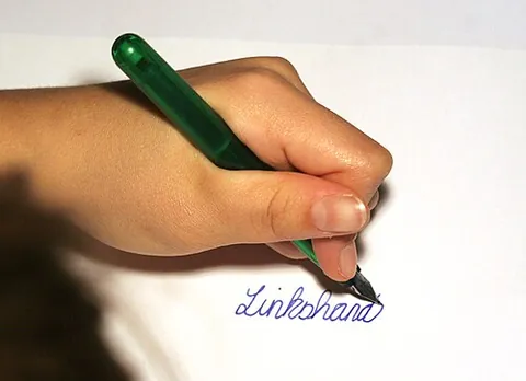 left-hander: one who is left-handed