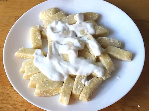 leniwe: a simple Polish dumpling (a kluski) made with farmer cheese or quark