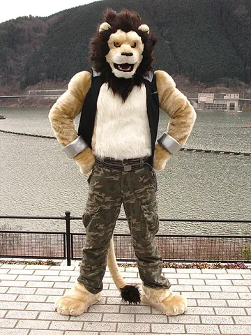 lionsona: a fursona that is a lion