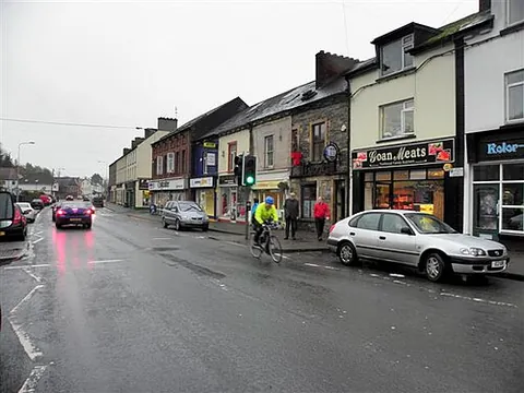 lisnaskea: a town in County Fermanagh, Northern Ireland (Irish grid ref H 3633)