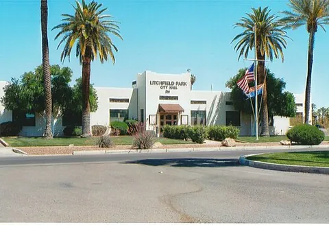 litchfield park: a city in Maricopa County, Arizona, United States, named after Paul W. Litchfield
