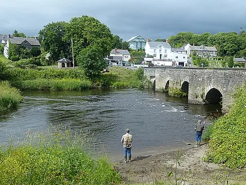 llechryd: a village in Llangoedmor community, Ceredigion, Wales (OS grid ref SN2143)