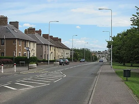 lumphinnans: a village between Cowdenbeath and Lochgelly, Fife council area, Scotland (OS grid ref NT1792)
