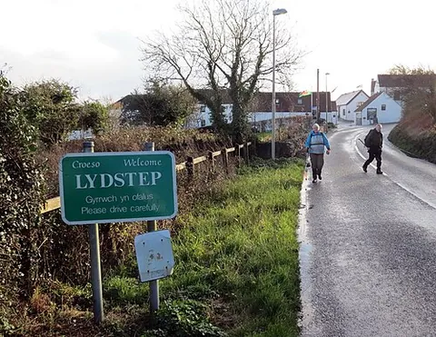 lydstep: a coastal settlement in Manorbier community, Pembrokeshire, Wales (OS grid ref SS0898)