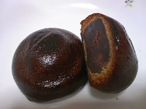 manju: a traditional Japanese confection; most have an outside made from flour, rice powder, kudzu, and...