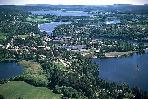 matfors: a small town in Sundsvall municipality, Västernorrland county, Sweden