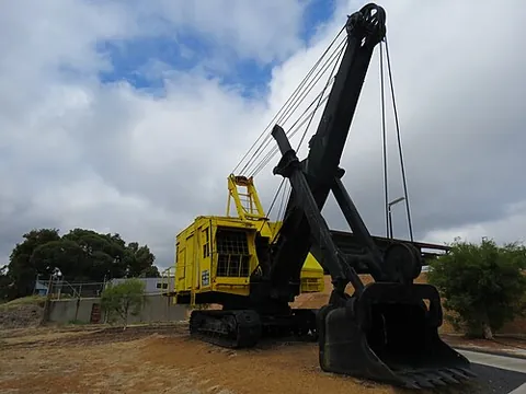 mechanical shovel: a type of excavator