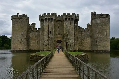 medieval: of or relating to the Middle Ages, the period from approximately 500 to 1500 AD