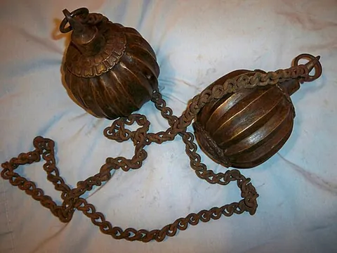 meteor hammer: a weapon which originated in ancient China, consisting of two weights connected by a rope or chain