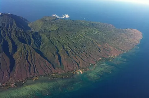 molokai: the fifth largest island of Hawaii