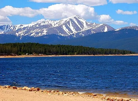 mount elbert: a mountain in the Sawatch Range, the highest mountain in the Rocky Mountains