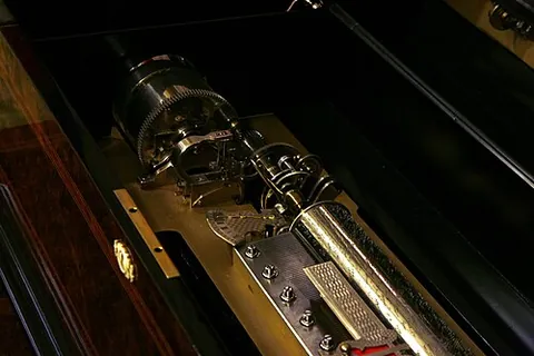 music box: a box that generates or plays music, particularly one using mechanical means rather than...