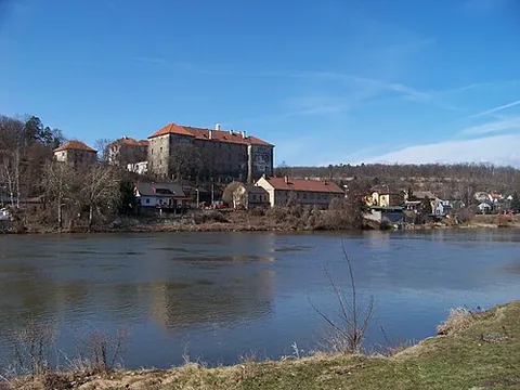 nelahozeves: a municipality and village in Mělník district, Central Bohemian Region, Czech Republic