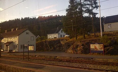 nelaug: a village in Åmli municipality, Agder county, Norway