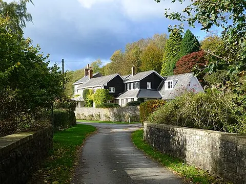 netherhope: a hamlet in Tidenham parish, Forest of Dean district, Gloucestershire, England (OS grid ref ST5596)