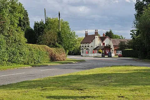 new end: a hamlet in Hemingby parish, East Lindsey district, Lincolnshire (OS grid ref TF2474)