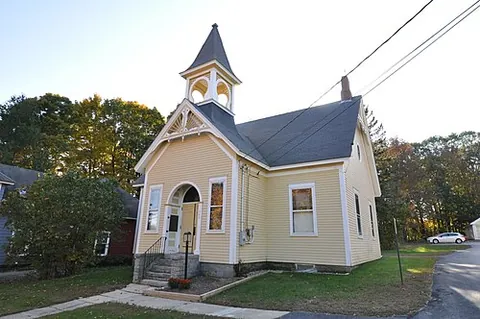 new gloucester: a town in Cumberland County, Maine, United States, named after Gloucester, Massachusetts