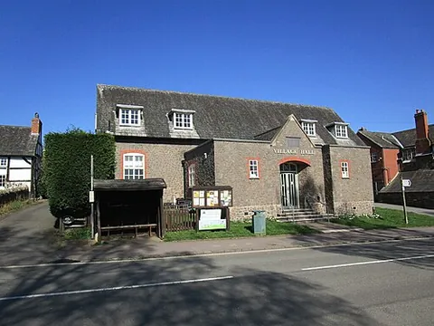 newtown linford: a village and civil parish in Charnwood borough, Leicestershire, England (OS grid ref SK5209)