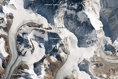 north col: a col north of Mount Everest