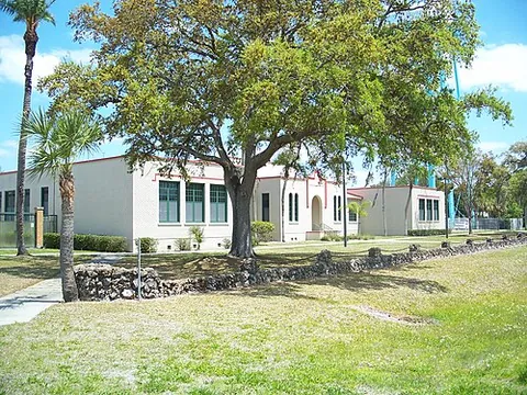 north fort myers: a census-designated place in Lee County, Florida, United States