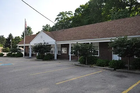 north stonington: a town in New London County, Connecticut, United States