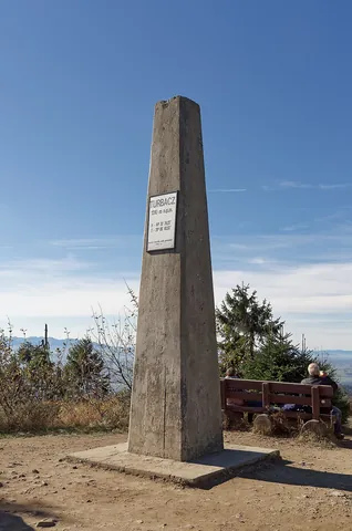 obelisk: a tall, square, tapered, stone monolith topped with a pyramidal point, frequently used as a monument