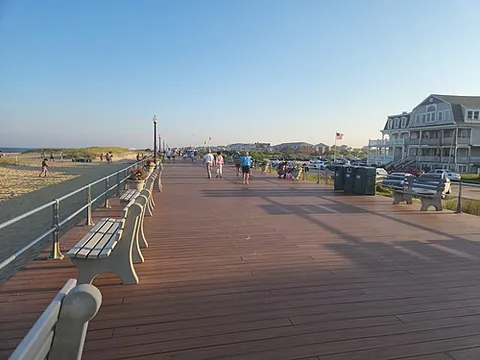 ocean grove: a suburb of Geelong, Victoria, Australia