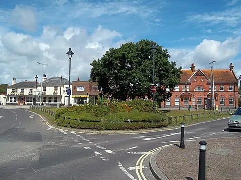 old milton: a suburban area and former village in New Milton parish, New Forest district, Hampshire, England;...