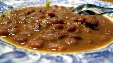 olla podrida: a Spanish stew made from a mixture of highly seasoned meat and vegetables