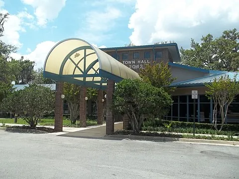 orange park: a town in Clay County, Florida, United States