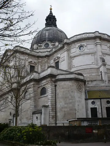 oratory: a private chapel or prayer room