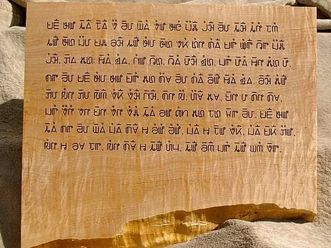 pahawh hmong: the writing system used for languages White Hmong and Green Hmong
