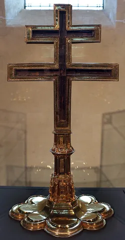 patriarchal cross: a variant of the Latin cross similar to the cross of Lorraine, first used in the Byzantine Empire