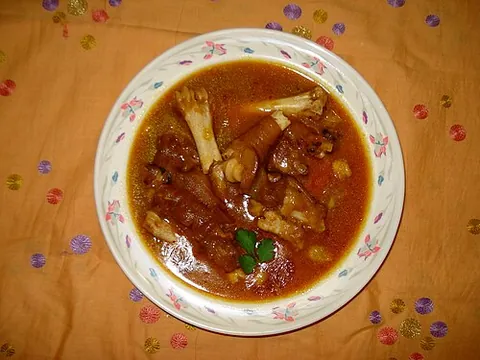 paya: a dish from the Indian subcontinent, made from an animal's trotters cooked with herbs and spices