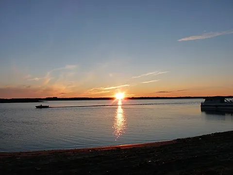 pechora: a river in the Komi Republic and the Nenets Autonomous Okrug, Russia